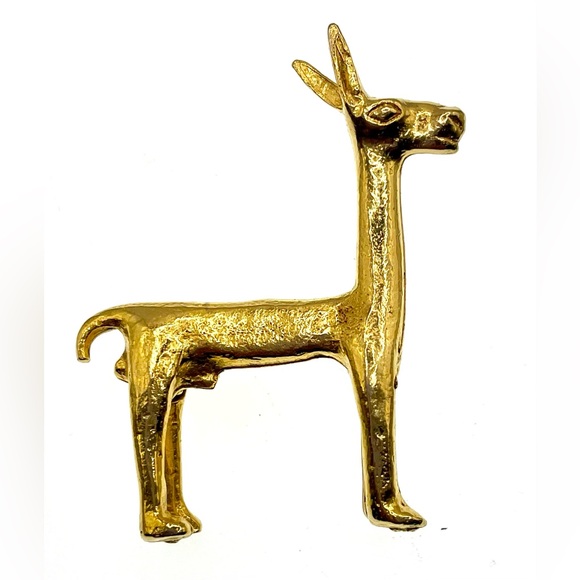 Vintage 1970s Signed Alva Studio Gold Tone Llama Brooch Alpaca Pin - Picture 2 of 7